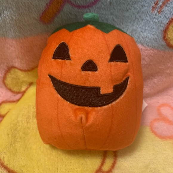Squishmallows Other - 4” Squishmallow Paige the Pumpkin